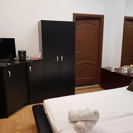 Ground Floor Mega Mall National Arena Monza Βουκουρέστι