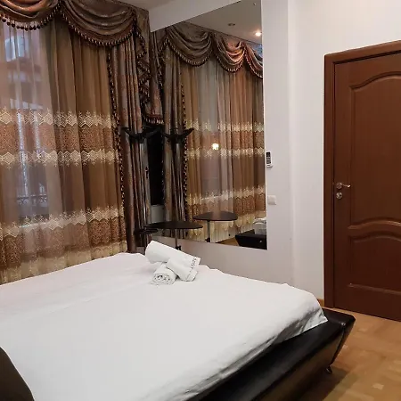 Ground Floor Mega Mall National Arena Monza בוקרשט