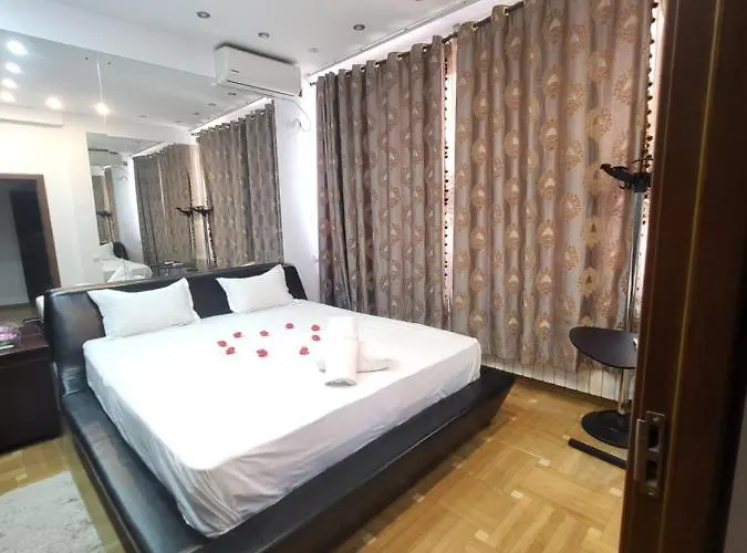 Ground Floor Mega Mall National Arena Monza Apartman Bukarest